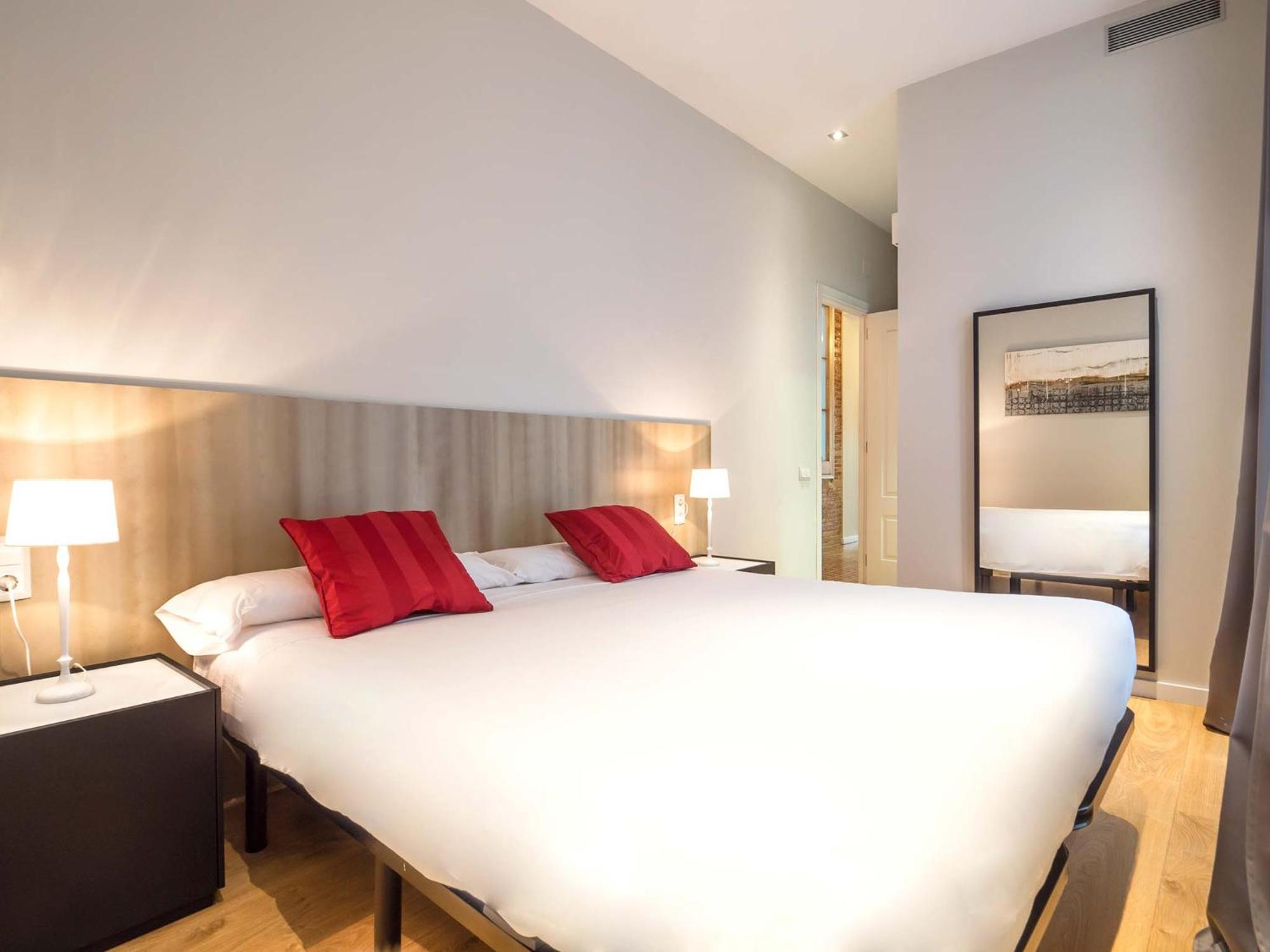Rent Top Apartments Rambla Catalunya Barcelona Zewnętrze zdjęcie